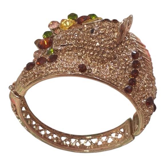 Unique Vintage Rhinestone Western Glam Horse Statement Bracelet ✨ - Picture 7 of 7